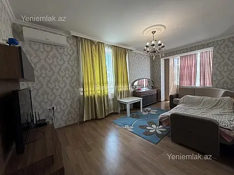 Satılır 1 otaqlı köhnə tikili 40 m²