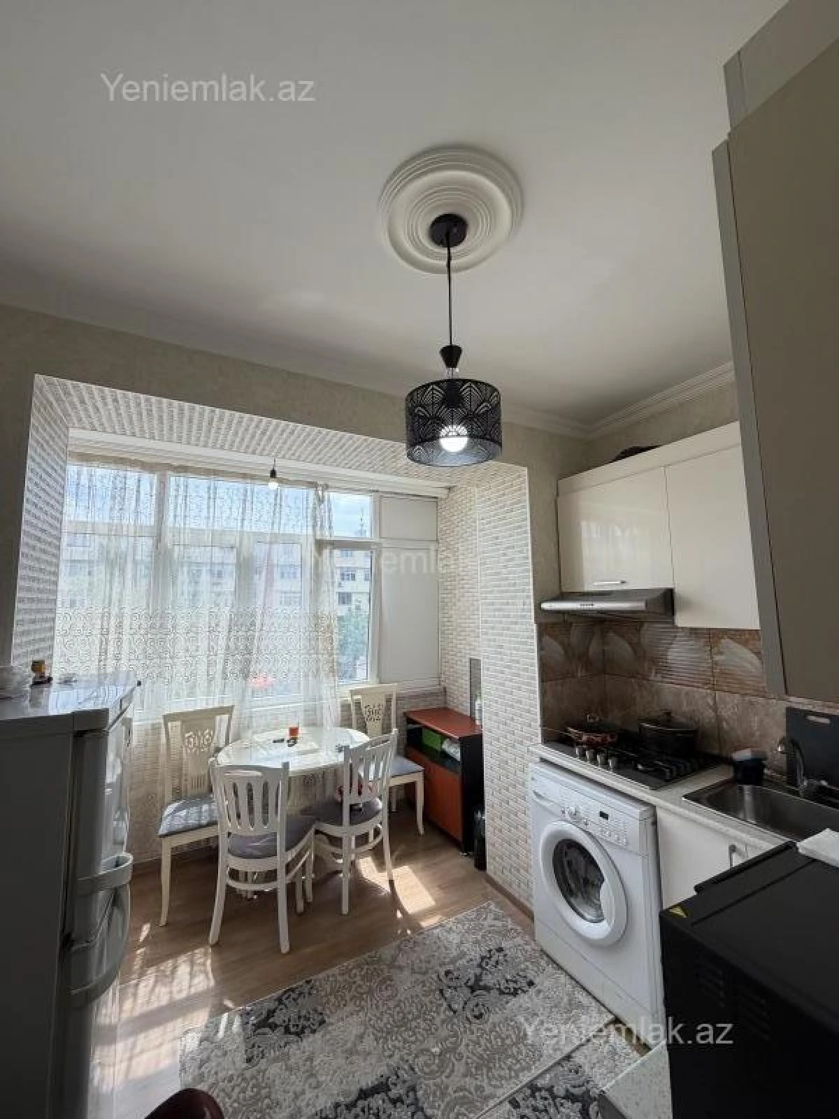 Satılır 1 otaqlı köhnə tikili 40 m²