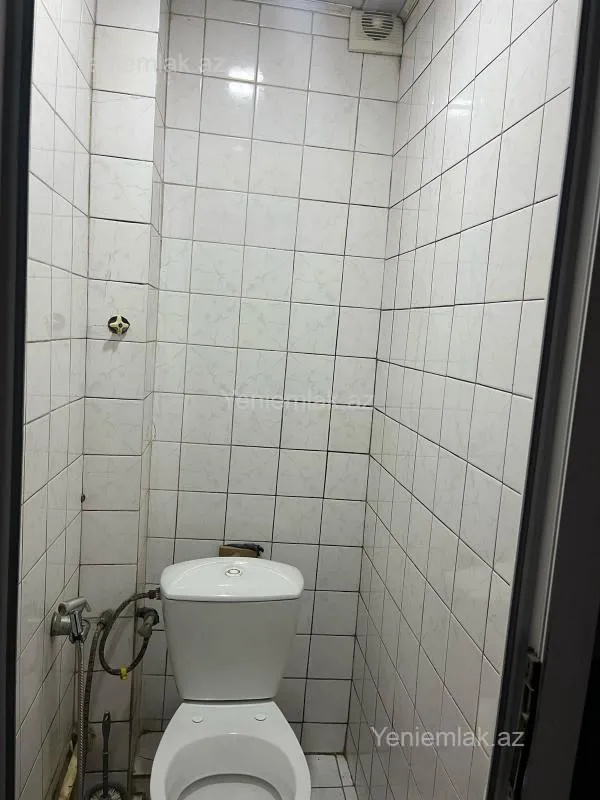Satılır 3 otaqlı köhnə tikili 68 m²
