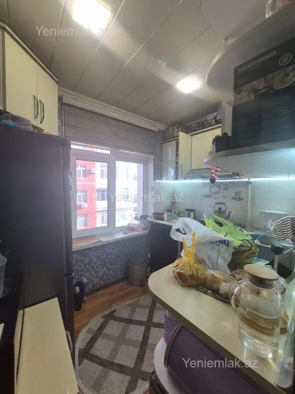 Satılır 2 otaqlı köhnə tikili 48 m²