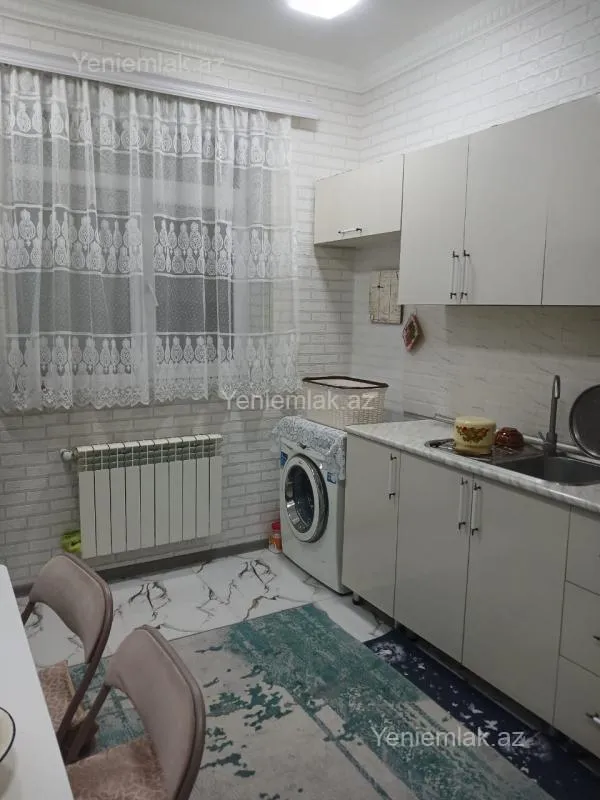 Satılır 4 otaqlı həyət evi 98 m²