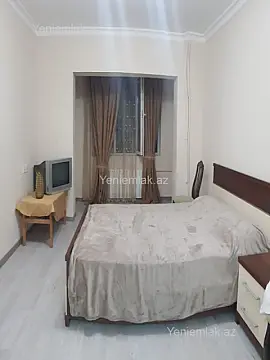 Satılır 2 otaqlı köhnə tikili 65 m²