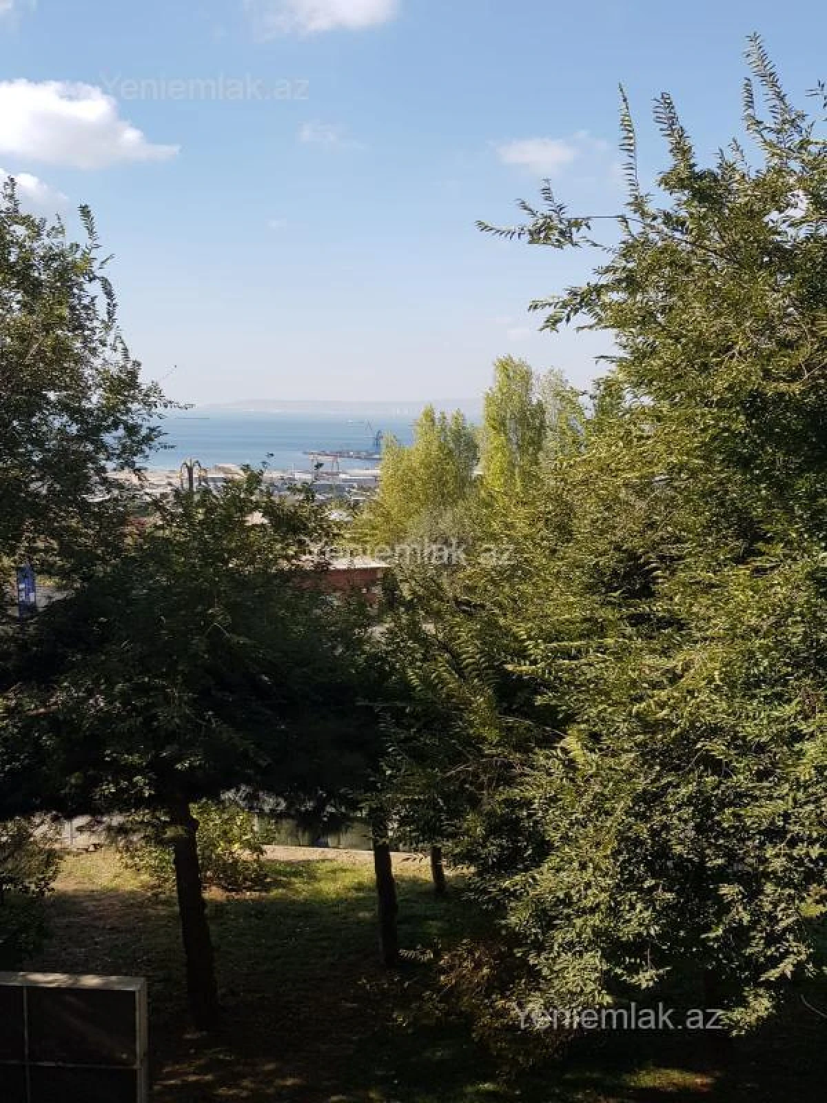 Satılır 2 otaqlı köhnə tikili 65 m²