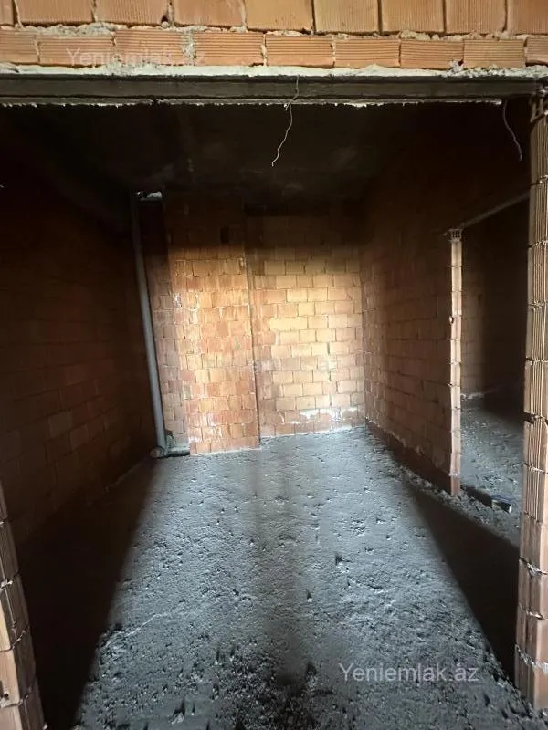 Satılır 2 otaqlı yeni tikili 82 m²