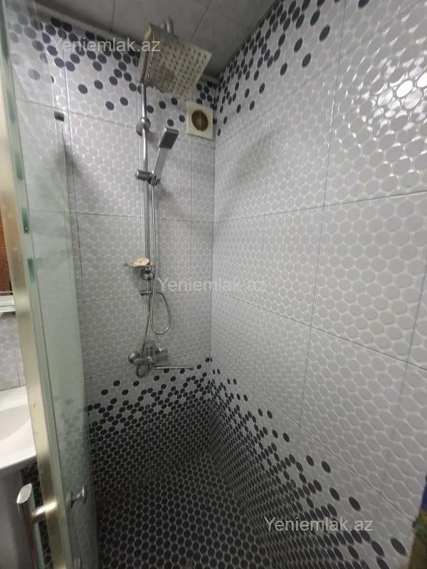 Satılır 2 otaqlı köhnə tikili 35 m²