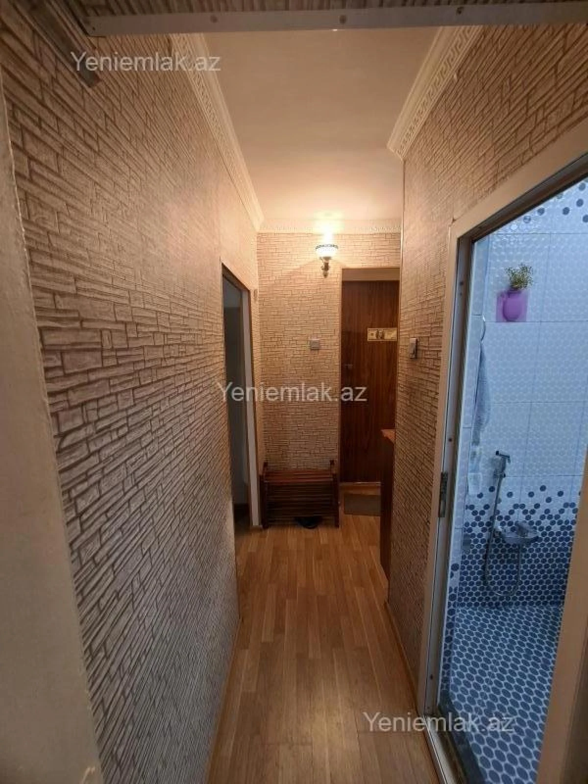 Satılır 2 otaqlı köhnə tikili 35 m²