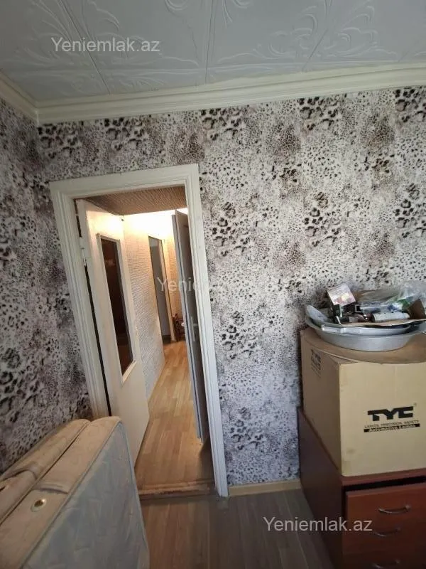 Satılır 2 otaqlı köhnə tikili 35 m²