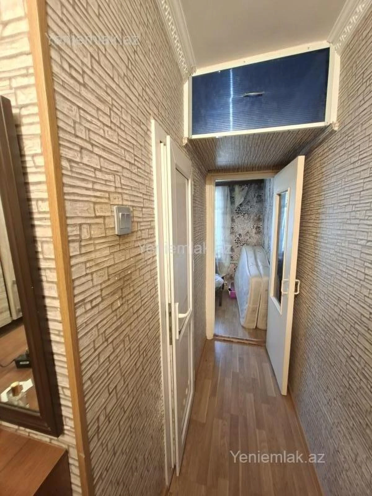 Satılır 2 otaqlı köhnə tikili 35 m²