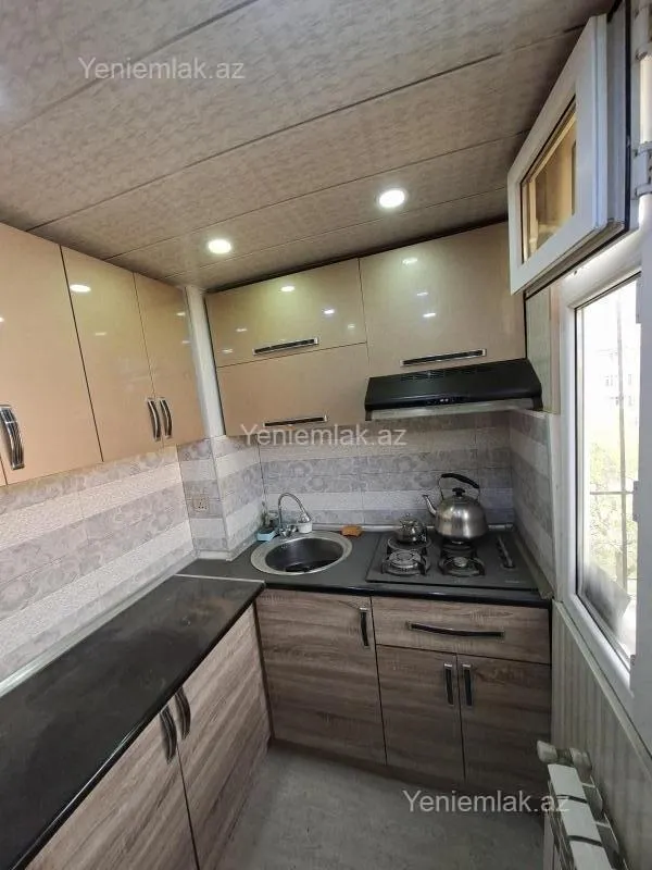 Satılır 2 otaqlı köhnə tikili 35 m²