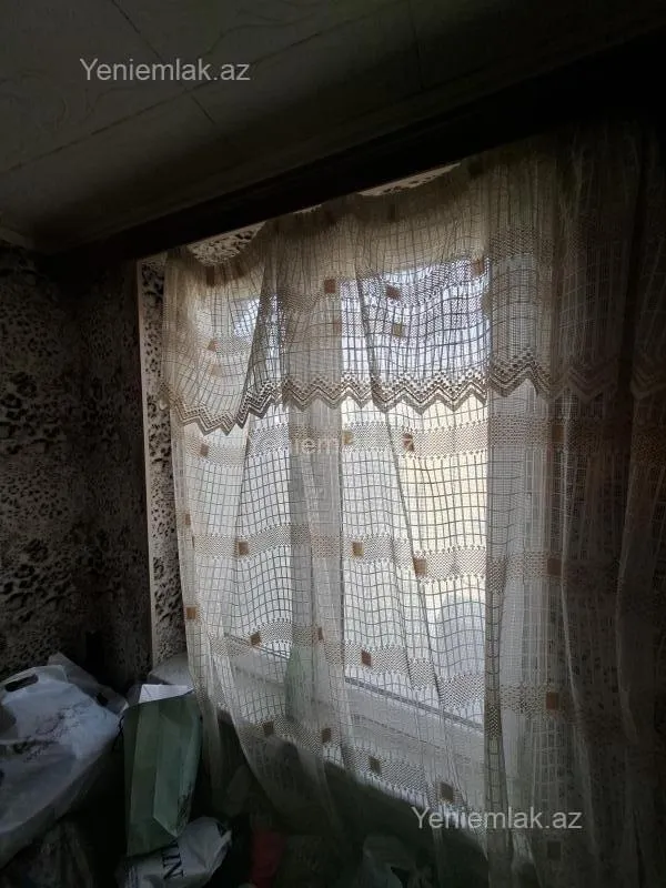 Satılır 2 otaqlı köhnə tikili 35 m²