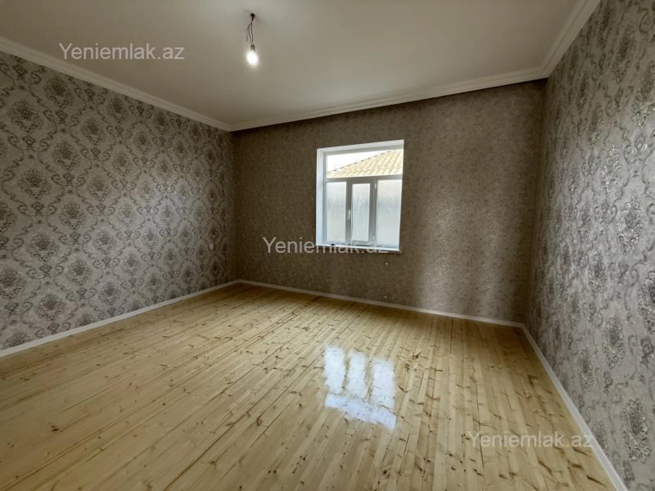 Satılır 4 otaqlı həyət evi 140 m²