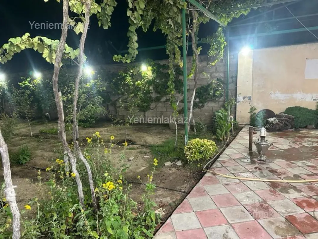 Satılır 5 otaqlı həyət evi 120 m²