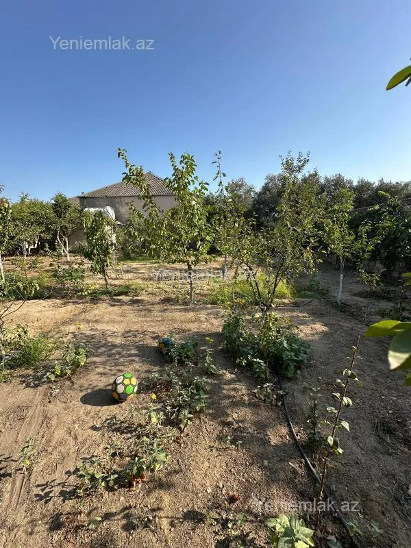 Satılır 5 otaqlı həyət evi 120 m²