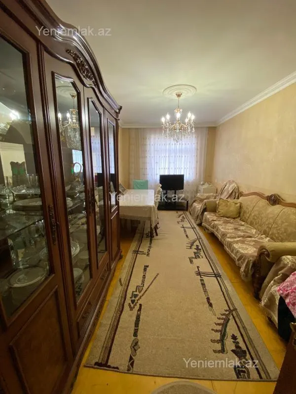 Satılır 3 otaqlı köhnə tikili 80 m²