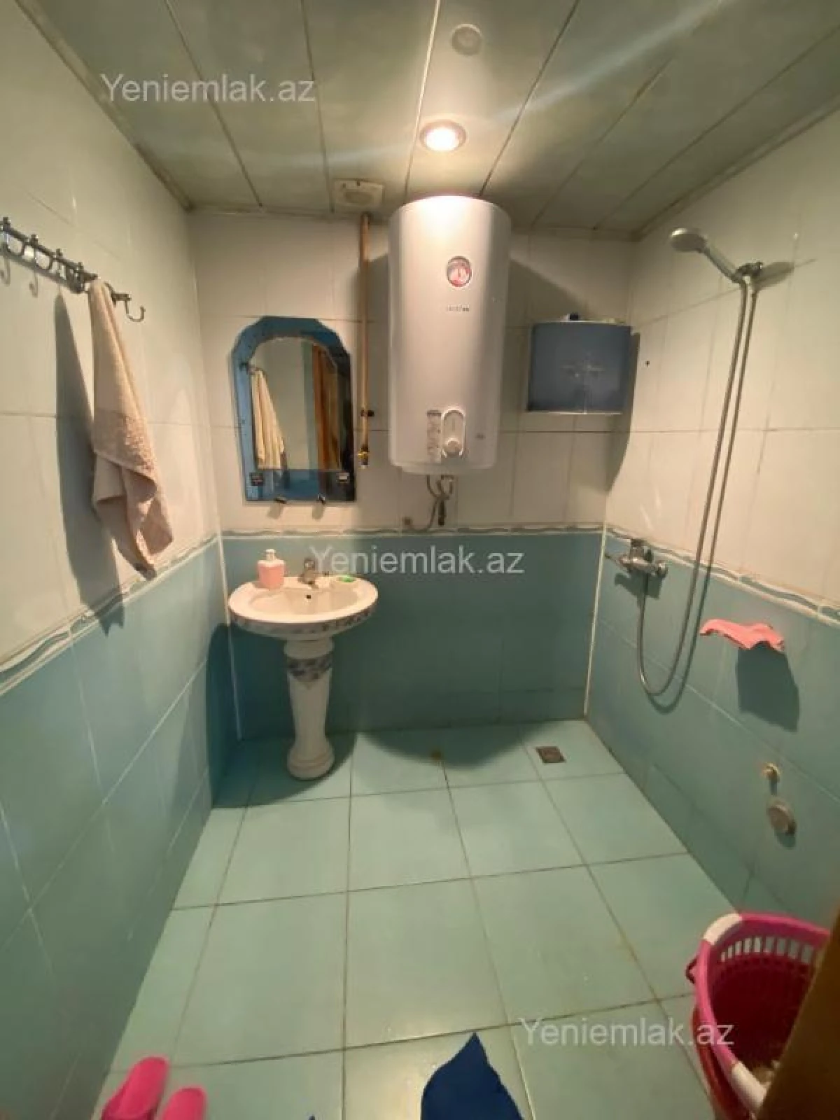 Satılır 3 otaqlı köhnə tikili 80 m²