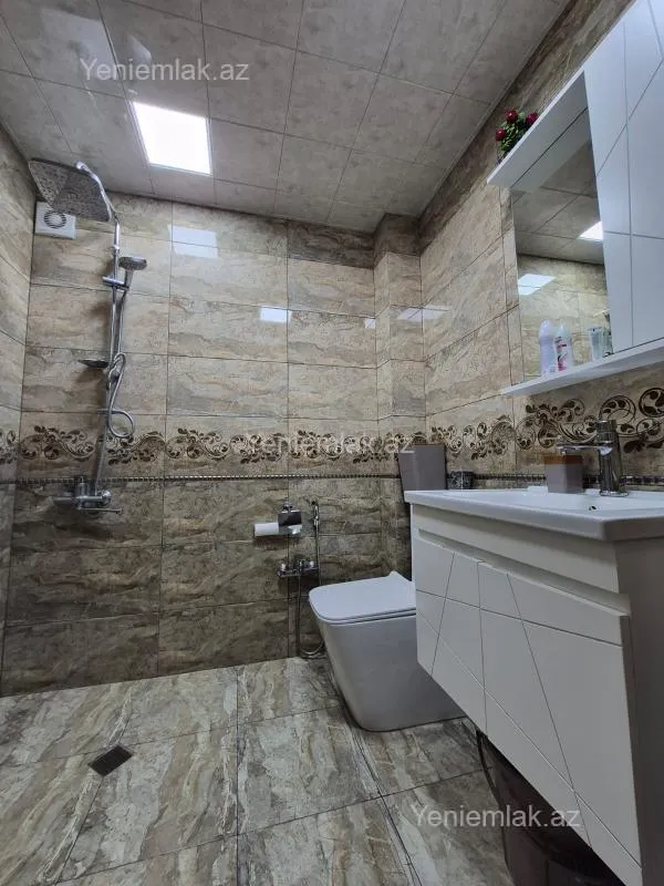 Satılır 2 otaqlı köhnə tikili 50 m²