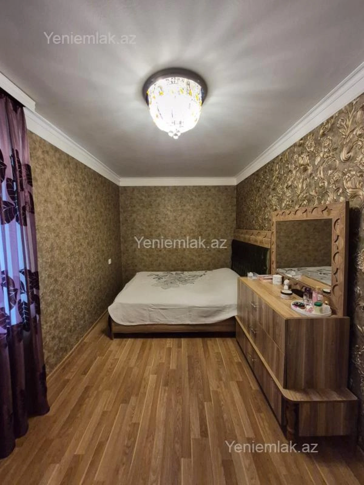 Satılır 2 otaqlı köhnə tikili 50 m²