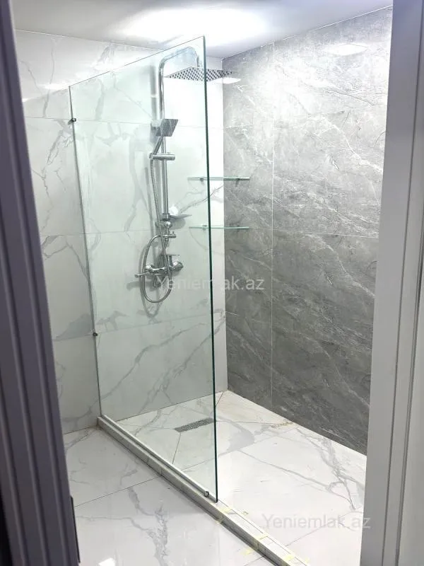 Satılır 2 otaqlı köhnə tikili 60 m²