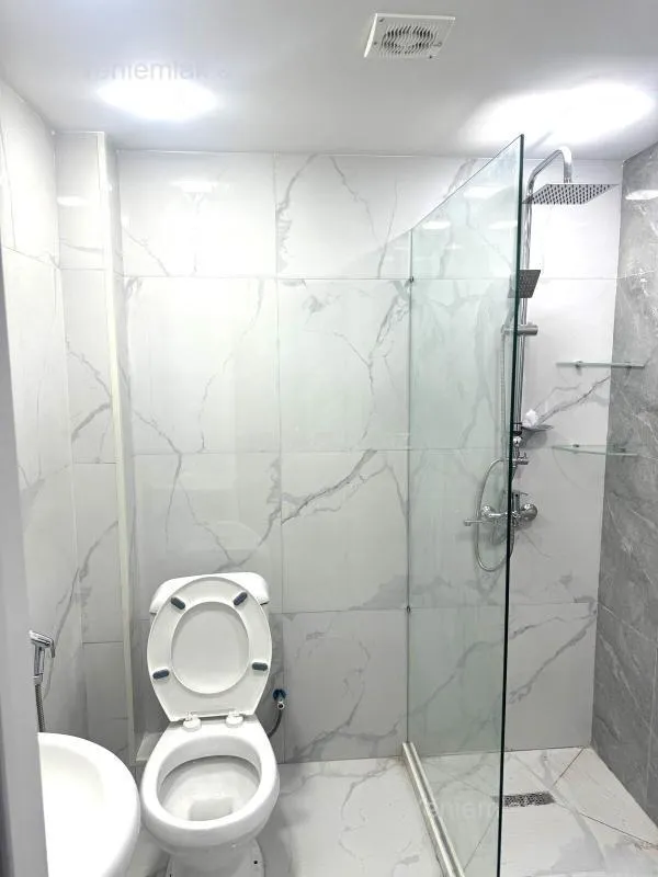 Satılır 2 otaqlı köhnə tikili 60 m²