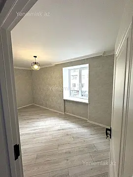Satılır 2 otaqlı köhnə tikili 60 m²