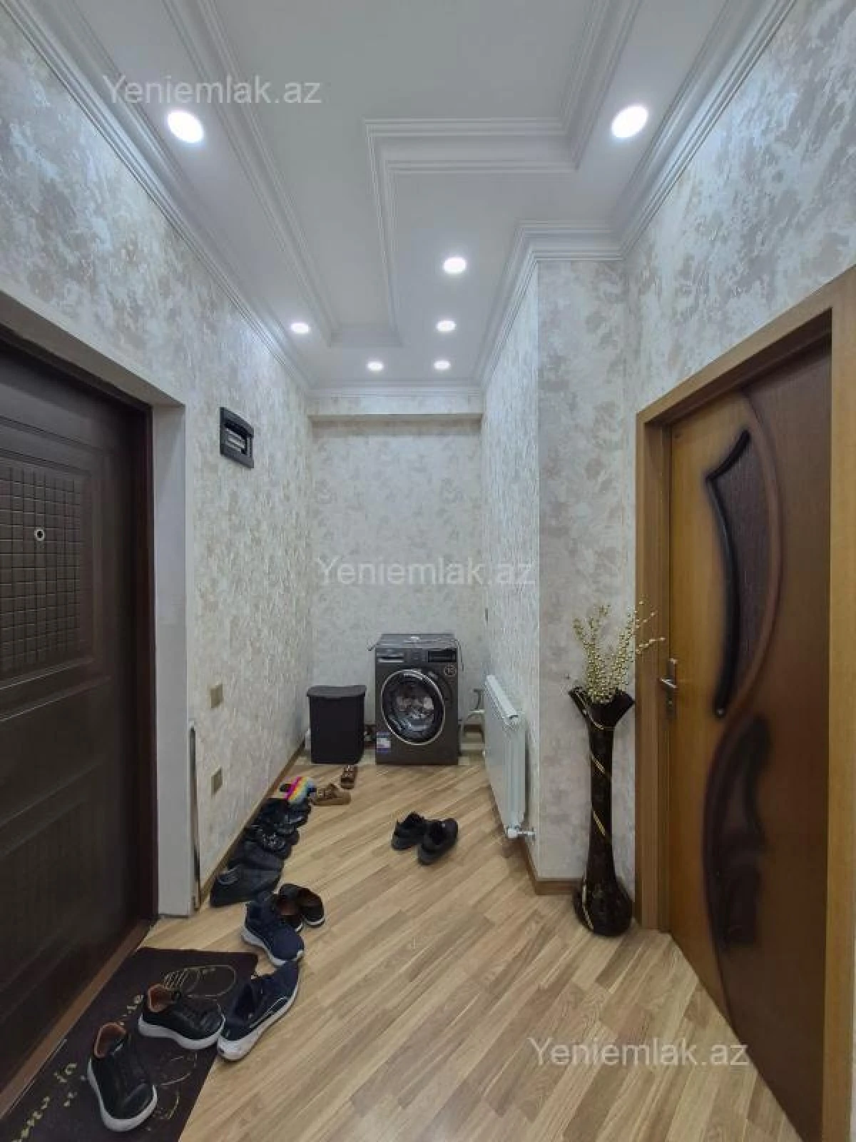 Satılır 2 otaqlı yeni tikili 72 m²