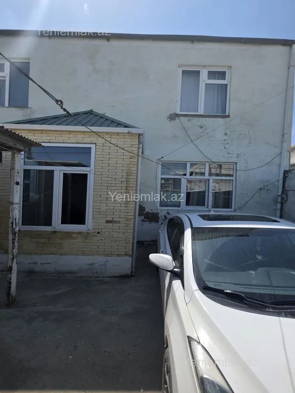 Satılır 5 otaqlı həyət evi 165 m²