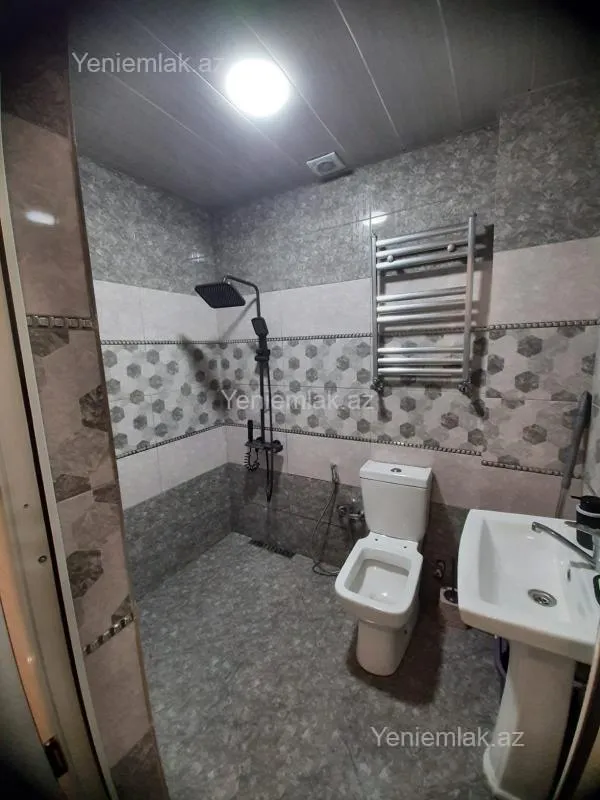 Satılır 2 otaqlı yeni tikili 70 m²