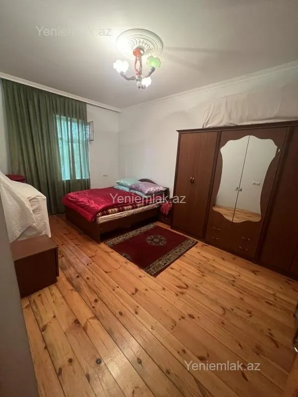 Satılır 3 otaqlı həyət evi 144 m²