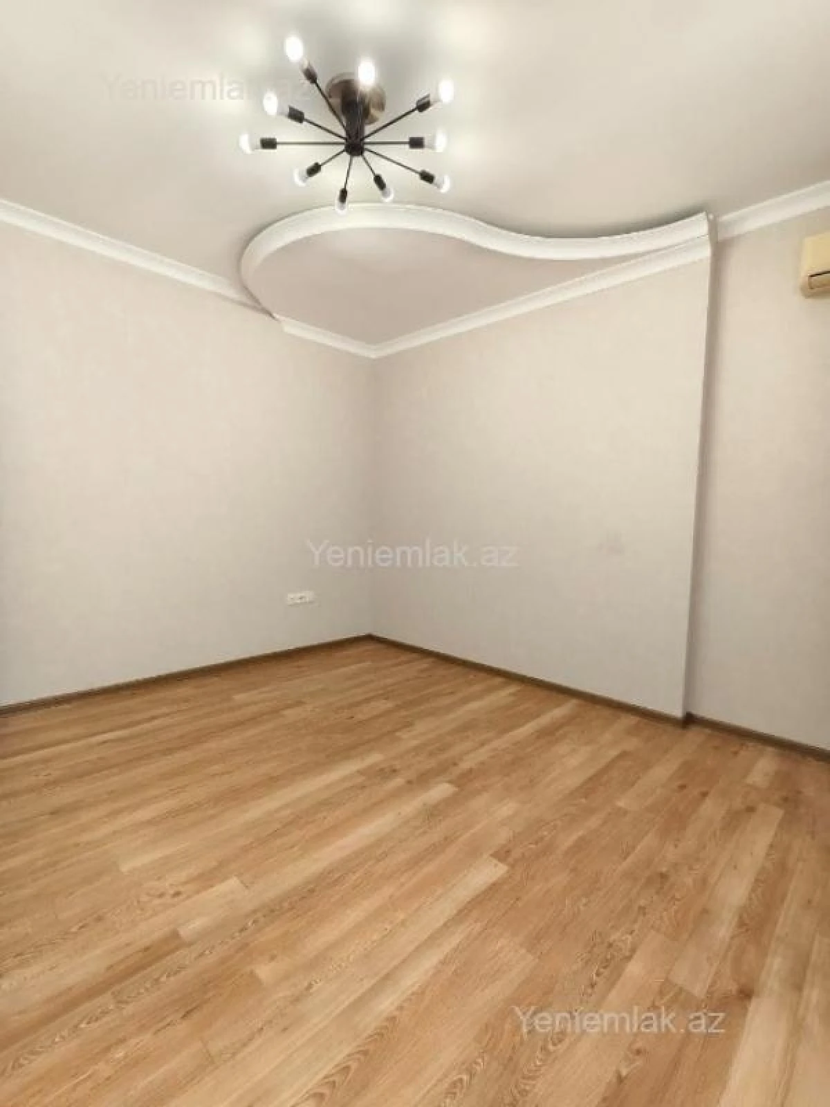 Satılır 4 otaqlı yeni tikili 120 m²