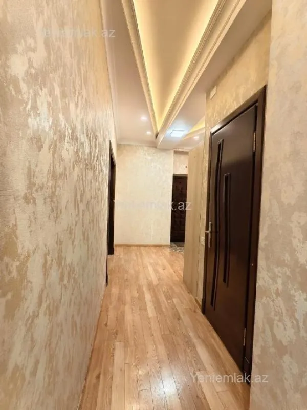 Satılır 4 otaqlı yeni tikili 120 m²