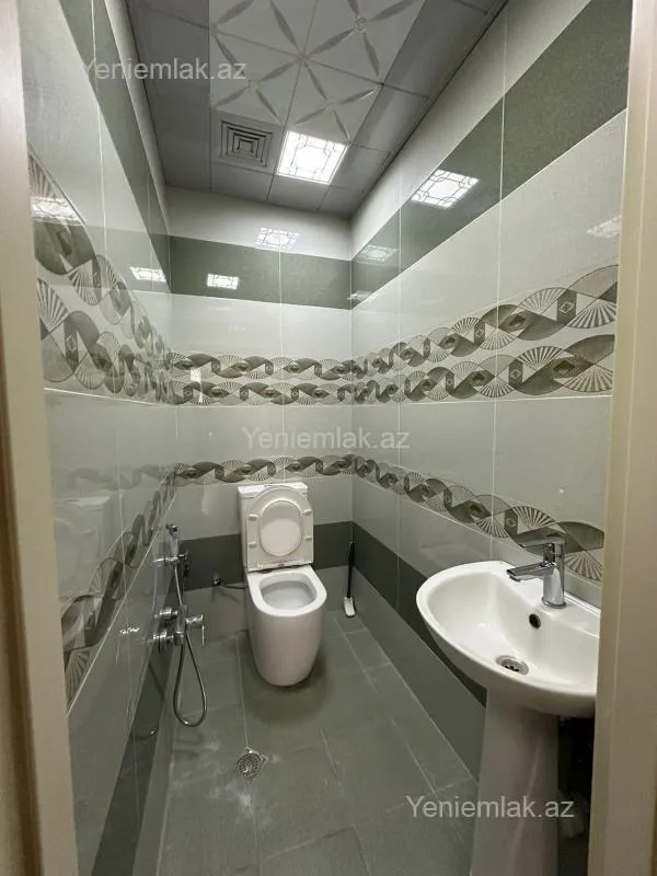 Satılır 3 otaqlı yeni tikili 126 m²