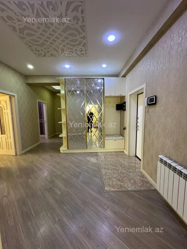 Satılır 3 otaqlı yeni tikili 126 m²