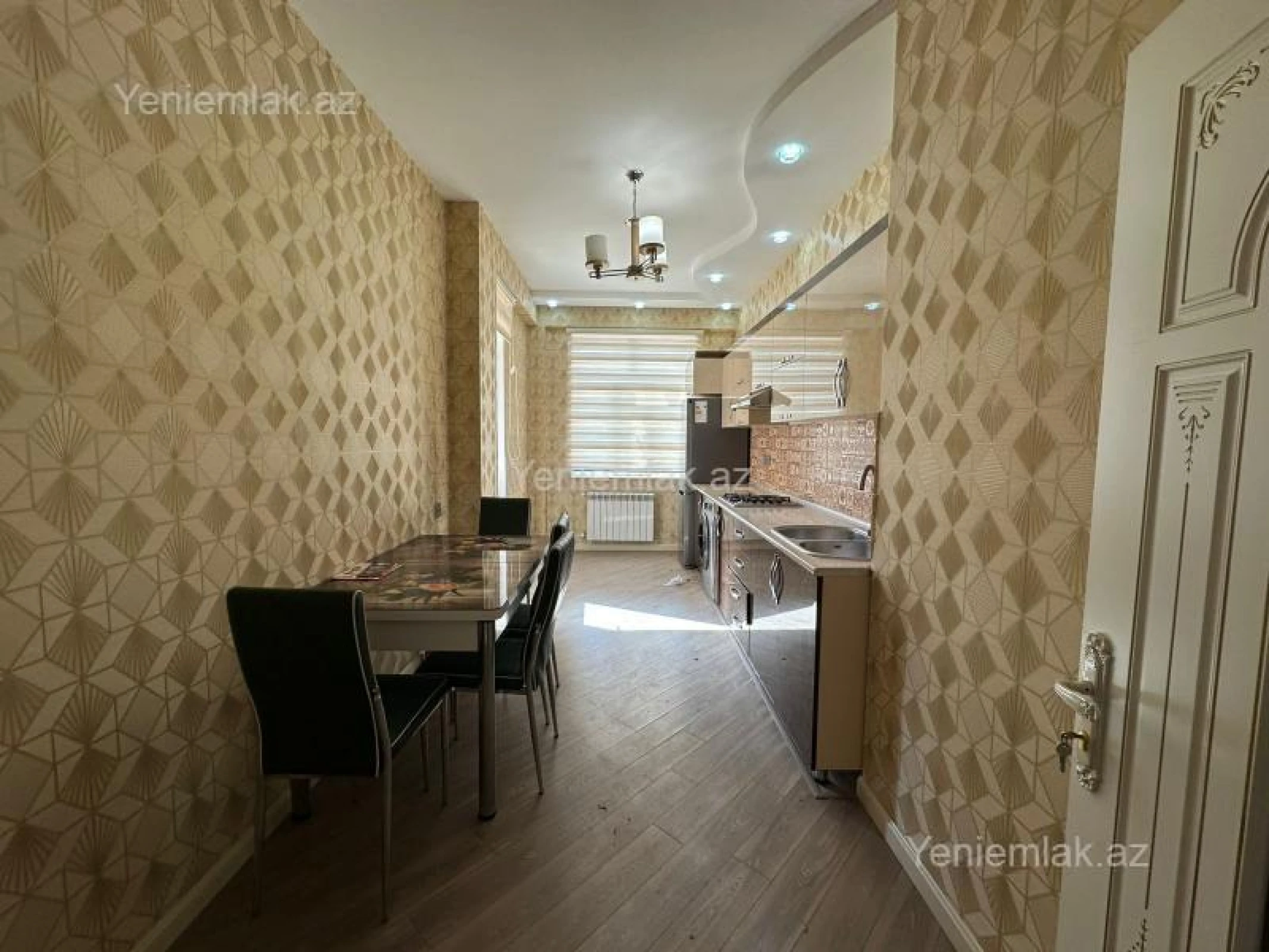 Satılır 3 otaqlı yeni tikili 126 m²