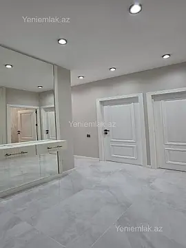 Satılır 4 otaqlı köhnə tikili 100 m²