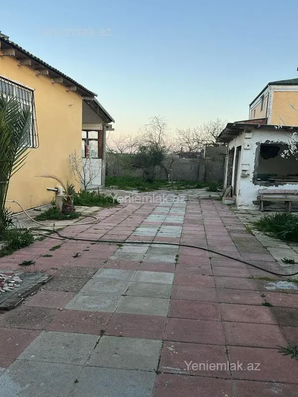 Satılır 3 otaqlı həyət evi 98 m²