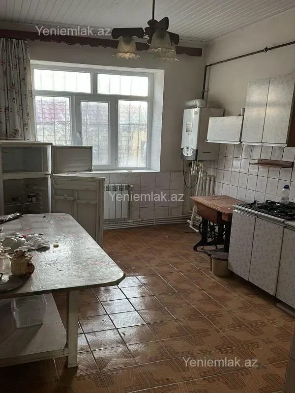 Satılır 3 otaqlı həyət evi 98 m²