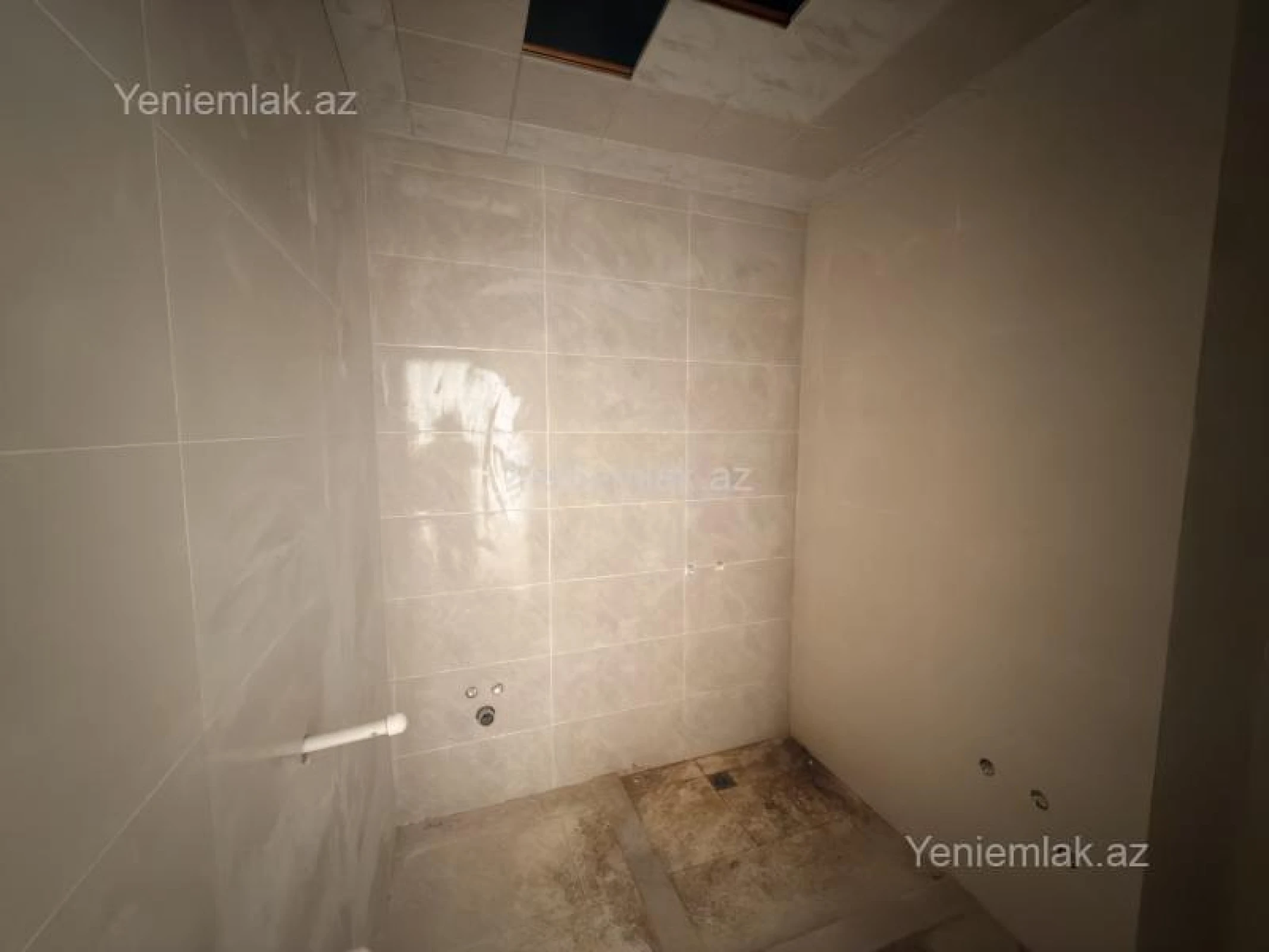 Satılır 3 otaqlı yeni tikili 141 m²