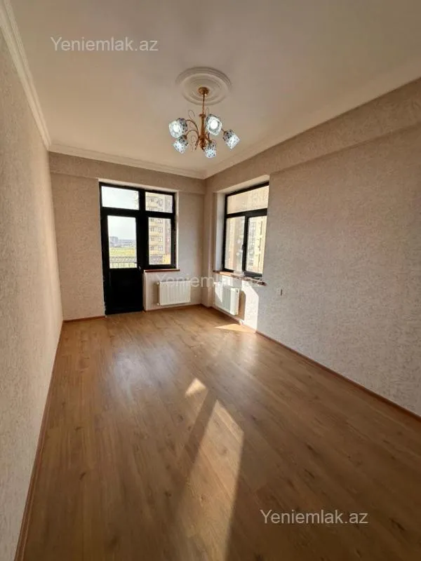Satılır 4 otaqlı yeni tikili 100 m²
