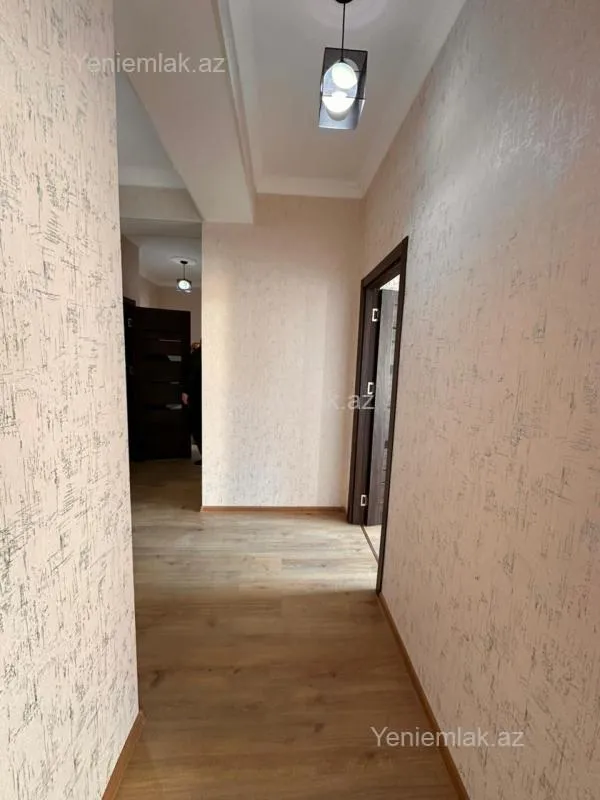 Satılır 4 otaqlı yeni tikili 100 m²