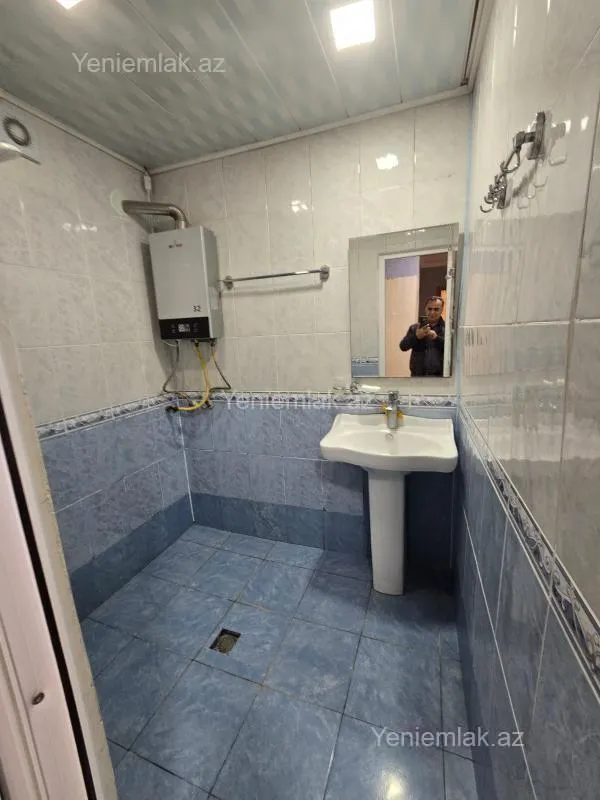 Satılır 2 otaqlı köhnə tikili 55 m²