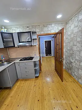 Satılır 2 otaqlı köhnə tikili 55 m²