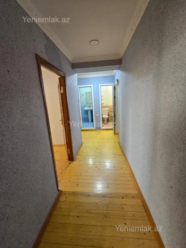 Satılır 2 otaqlı köhnə tikili 55 m²