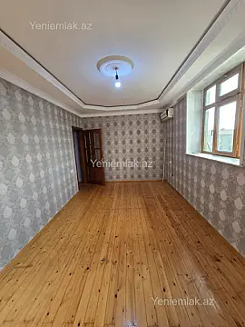 Satılır 2 otaqlı köhnə tikili 55 m²