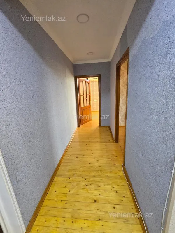 Satılır 2 otaqlı köhnə tikili 55 m²