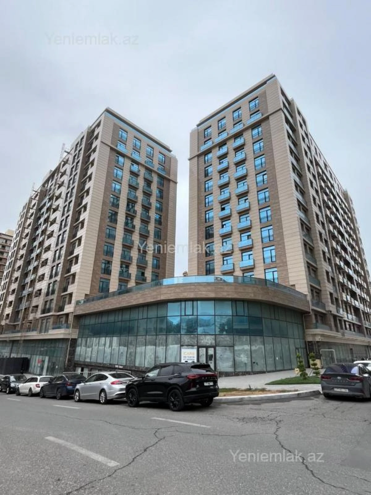 Satılır 3 otaqlı yeni tikili 100 m²