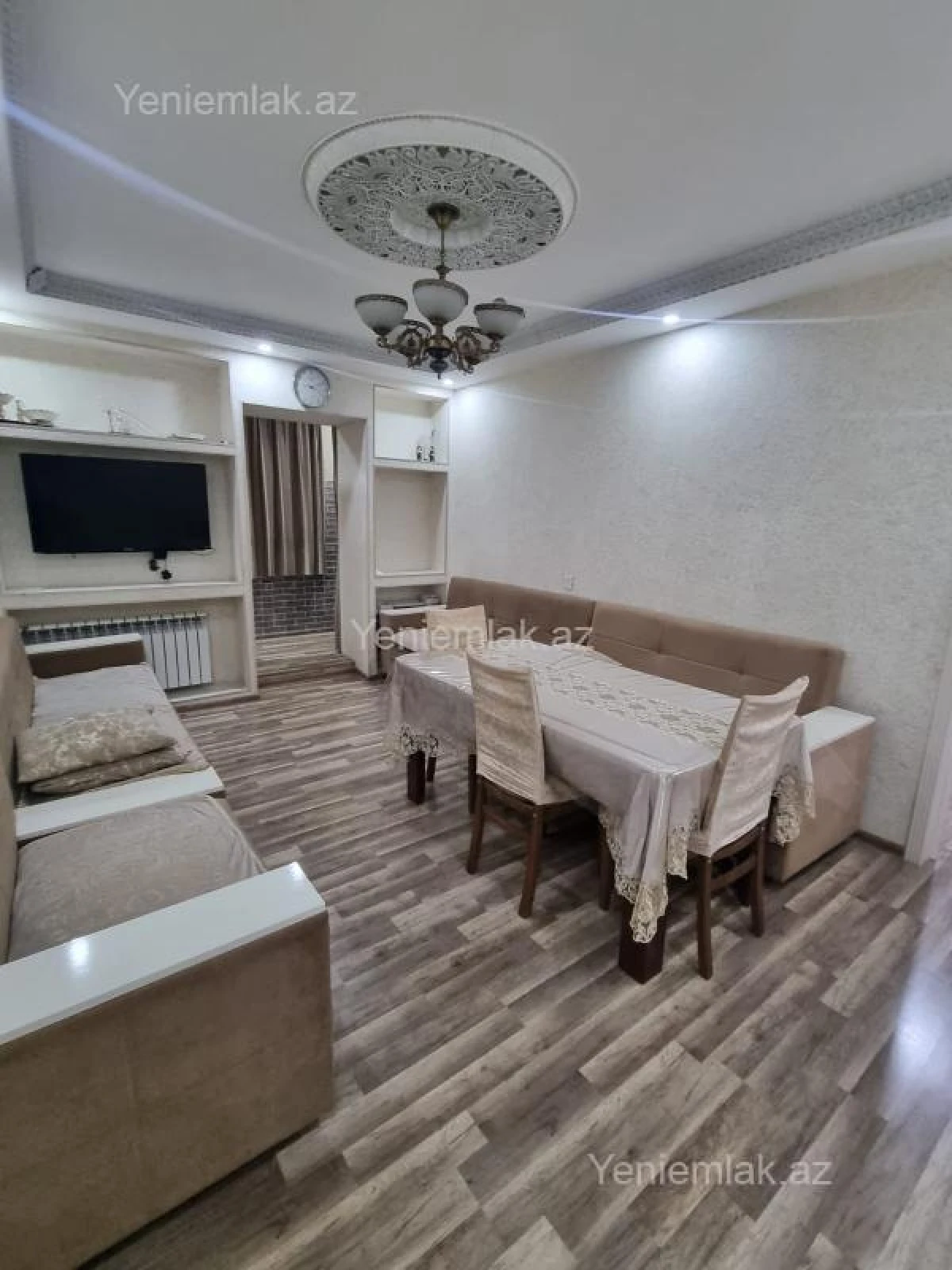 Satılır 2 otaqlı köhnə tikili 60 m²