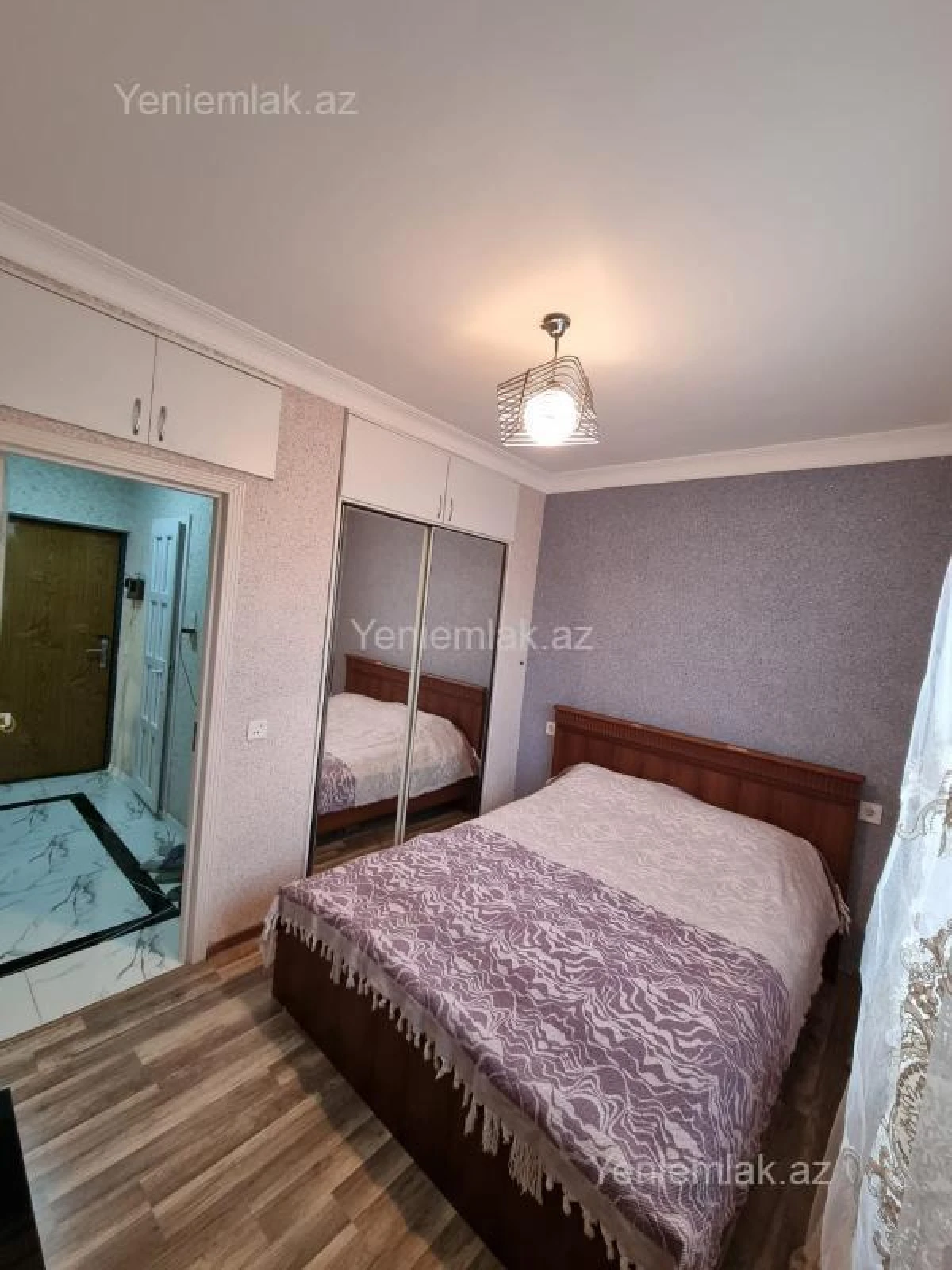 Satılır 2 otaqlı köhnə tikili 60 m²
