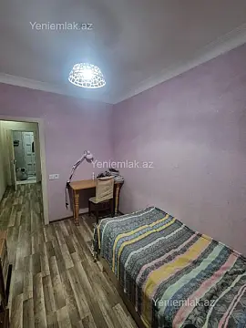 Satılır 2 otaqlı köhnə tikili 60 m²