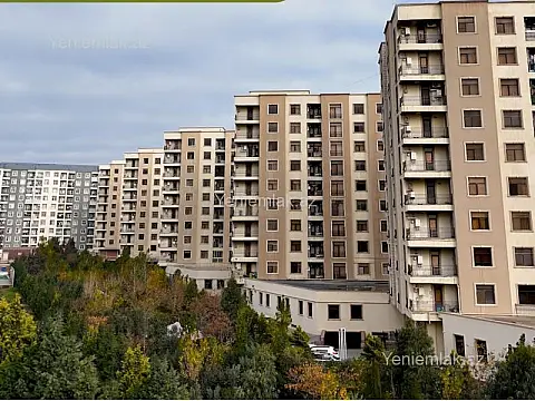 Satılır 3 otaqlı yeni tikili 80 m²