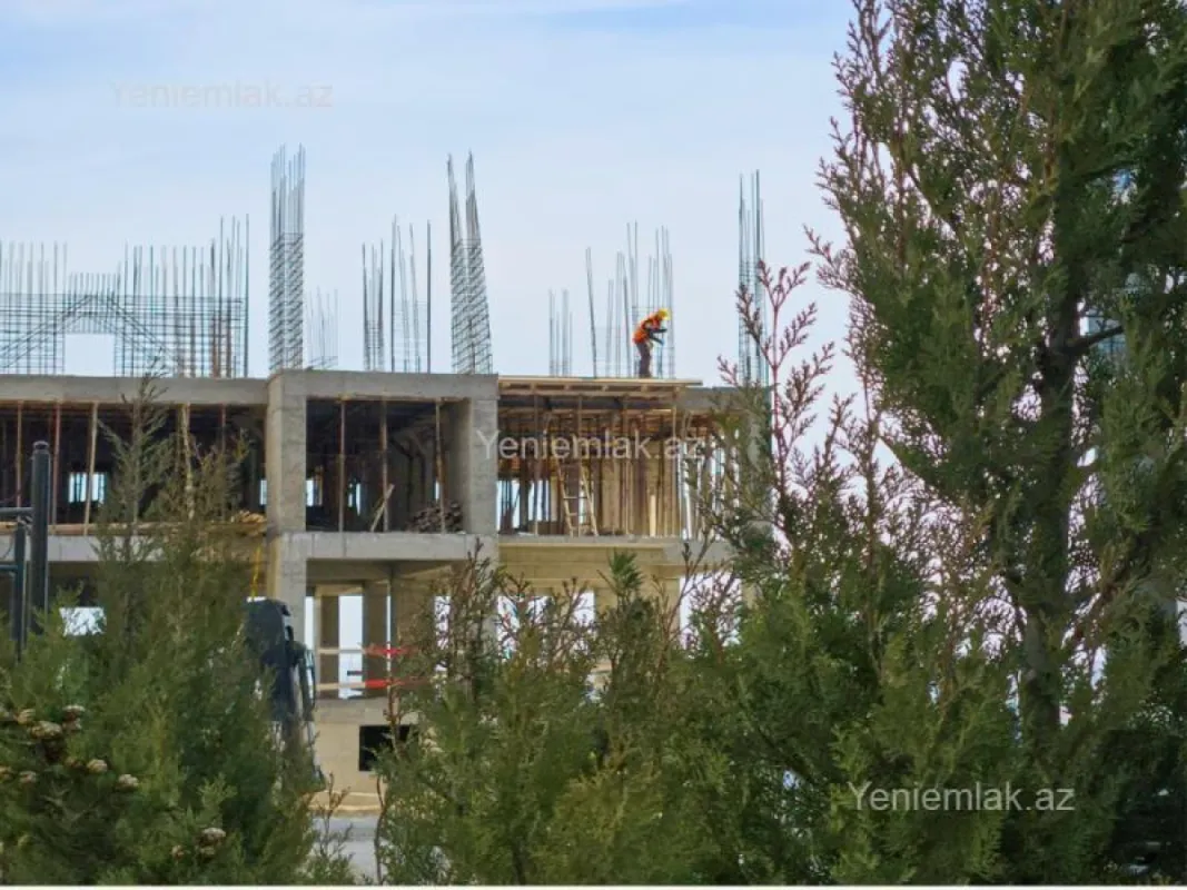 Satılır 3 otaqlı yeni tikili 80 m²